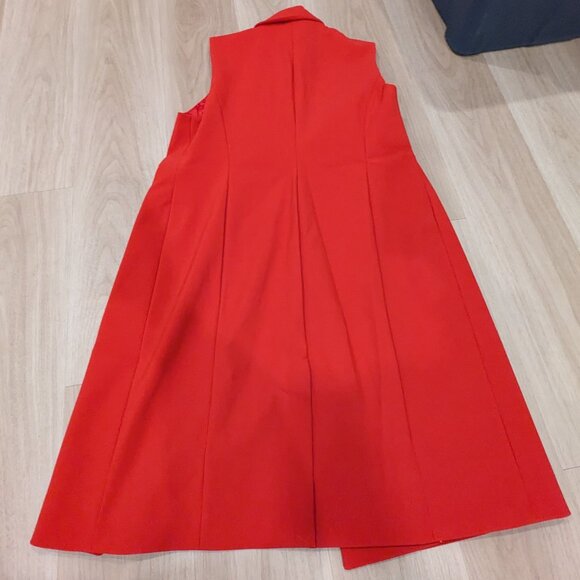 GSTQ Ultimate Sleeveless Luxury Blazer NWT - Size XL - Cherry Valentine Red - Picture 2 of 8